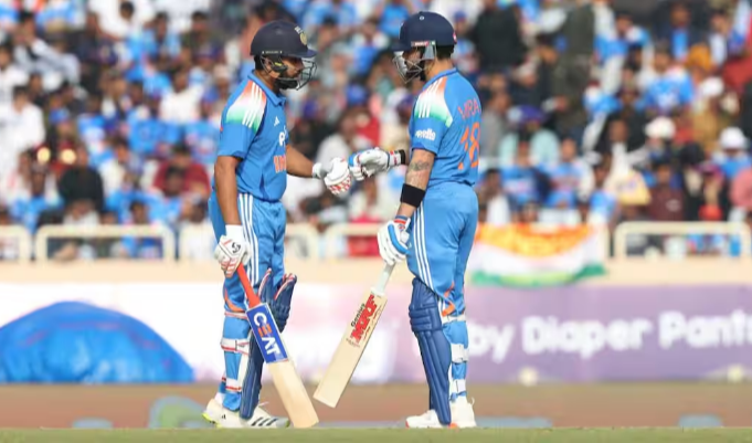 Virat Kohli, Rohit Sharma News: రోహిత్, విరాట్ లను టీమ్ నుంచి తీసేయడం ఇంపాజిబుల్.. మాజీ స్టార్ ఆల్ రౌండ‌ర్ కీల‌క  వ్యాఖ్య‌లు