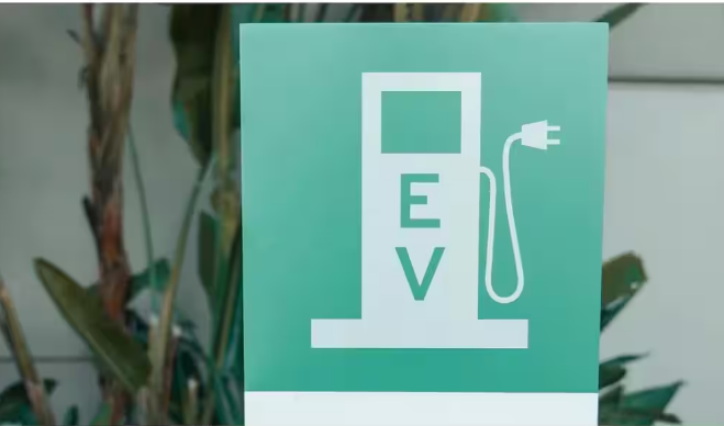 EV Buses Electreon Wireless Charging: వైర్‌లెస్ ఛార్జింగ్ రోడ్లు: కేబుల్స్ లేకుండానే ఆటోమొబైల్‌గా ఛార్జ్ అయ్యే ఈవీ బస్సులు.. త్వరలోనే ఇండియాలోకి సరికొత్త టెక్నాలజీ