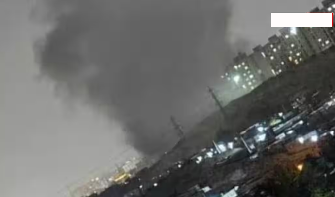 US Airstrikes On Iran: ఇరాన్‌పై అమెరికా భీకర దాడులు.. రైల్వే స్టేషన్లు, ఎయిర్‌పోర్టులపై మిస్సైల్ దాడులు.. నిలిచిన విద్యుత్ సరఫరా