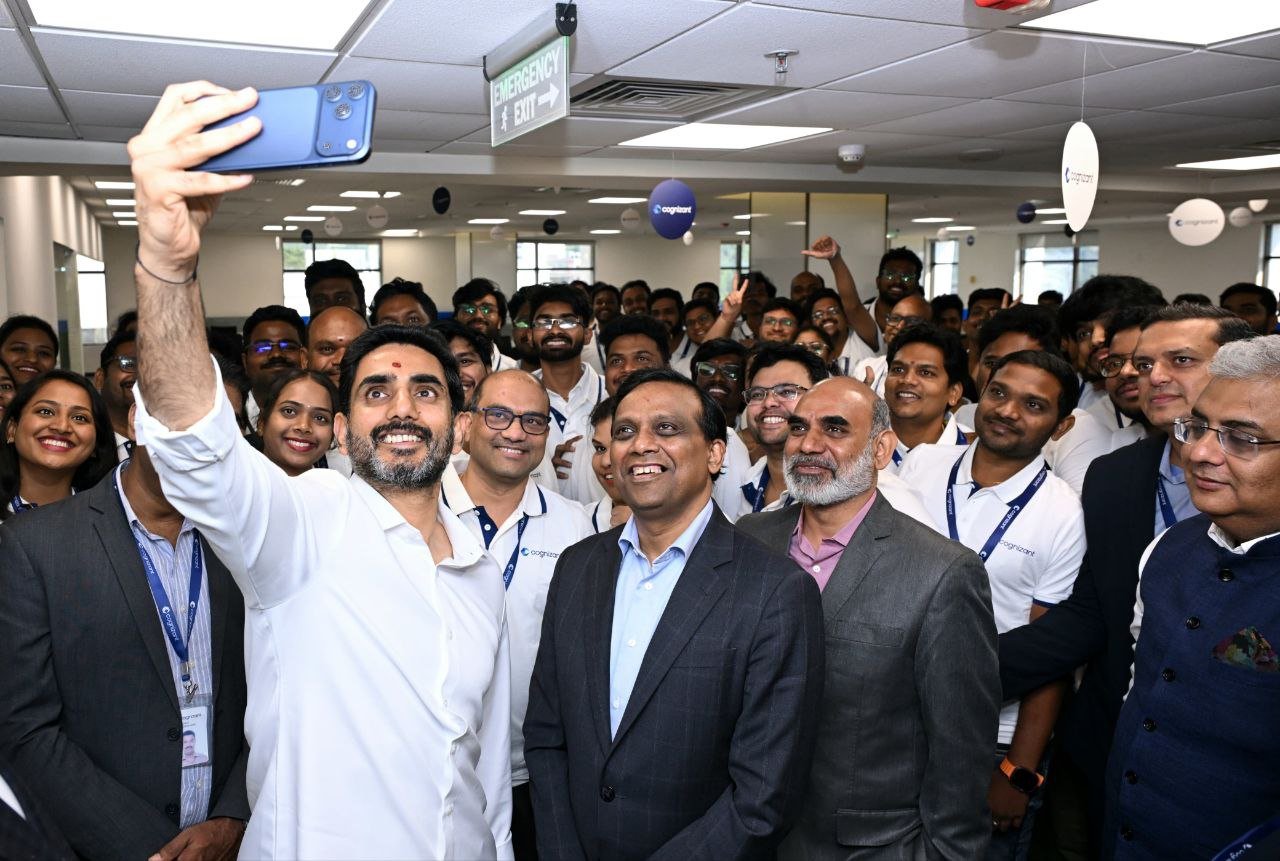 విశాఖపట్నంలో అంతర్జాతీయ ఐటీ సంస్థ కాగ్నిజెంట్  క్యాంపస్ ను విద్య, ఐటీ, ఎలక్ట్రానిక్స్ శాఖల మంత్రి నారా లోకేష్  ప్రారంభించారు.