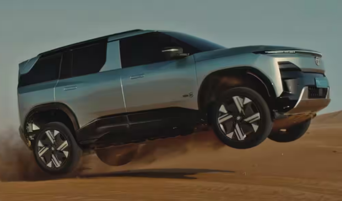 3 స్క్రీన్లతో రానున్న Tata Safari EV.. 600 KM రేంజ్ సహా ఈవీ ఫీచర్లు, అంచనా ధర పూర్తి వివరాలు