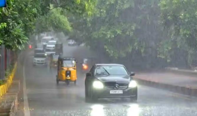 Rains In AP and Telangana: బంగాళాఖాతంలో తీవ్ర వాయుగుండం.. ఏపీ, తెలంగాణలో 4 రోజులపాటు వర్షాలు, ఆరెంజ్ అలర్ట్ జారీ