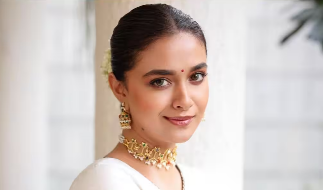 Keerthy Suresh: కీర్తి సురేష్ సినిమా పెద్దలకు మాత్రమే... ట్రైలర్‌లో ఫస్ట్ సీన్ చూస్తే క్లారిటీ వస్తుందిగా